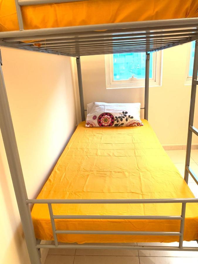 بيت شباب Female Only-Anaruby Backpackers- Metro Station Mashreq دبي المظهر الخارجي الصورة