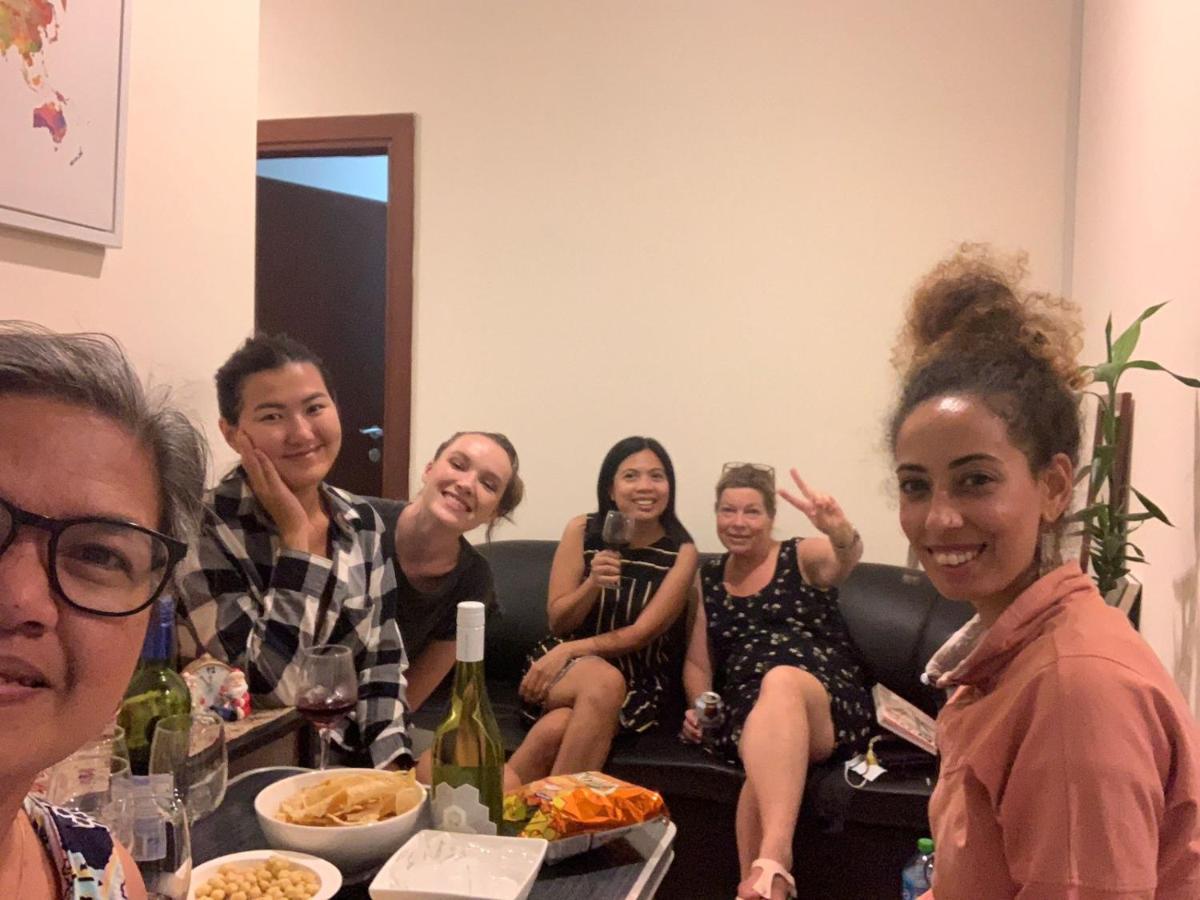 بيت شباب Female Only-Anaruby Backpackers- Metro Station Mashreq دبي المظهر الخارجي الصورة